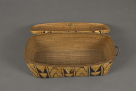 Klickitat%20artist%2C%20%3Cb%3E%3Ci%3E%20Basket%3C%2Fi%3E%3C%2Fb%3E%2C%20ca.%201900%2C%20cedar%20root%2C%20Gift%20of%20Mr.%20and%20Mrs.%20Wells%20Gilbert%2C%20no%20known%20copyright%20restrictions%2C%2044.14